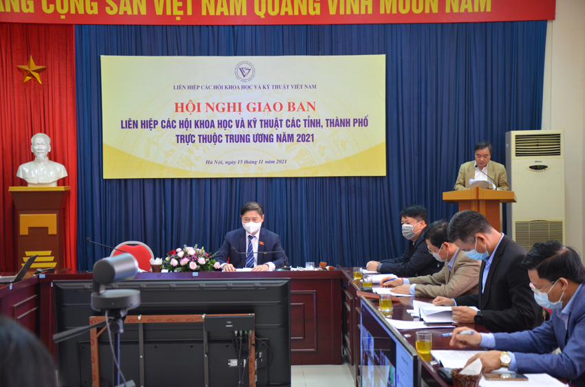 //custa.cantho.gov.vn/files/images/ANH%20THANG%208.21/giao%20ban.jpg