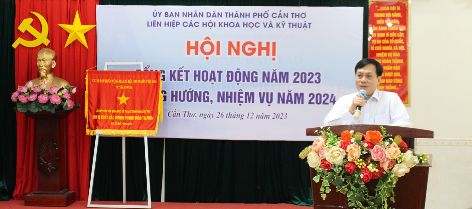 //custa.cantho.gov.vn/files/images/NAM%202022/NAM%202023/ong%20He%20phat%20bieu.jpg